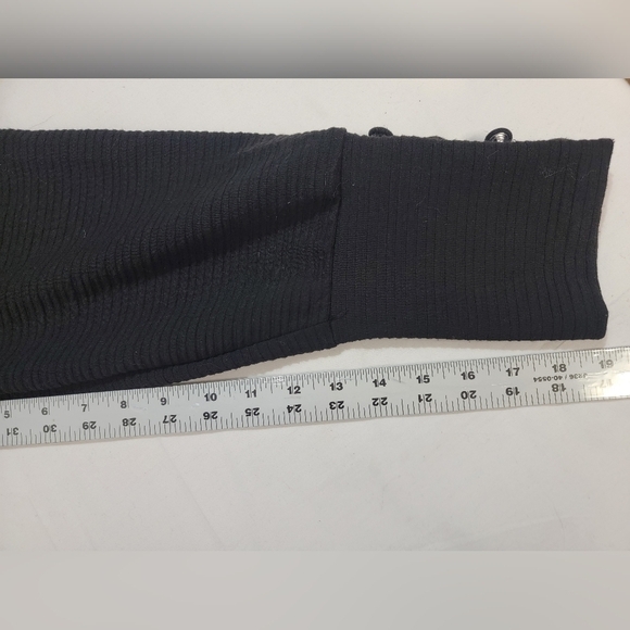 NEW YORK LAUNDRY Women's Size XL Black Sharktooth Hem Cowlneck Top/Tunic - Picture 7 of 10